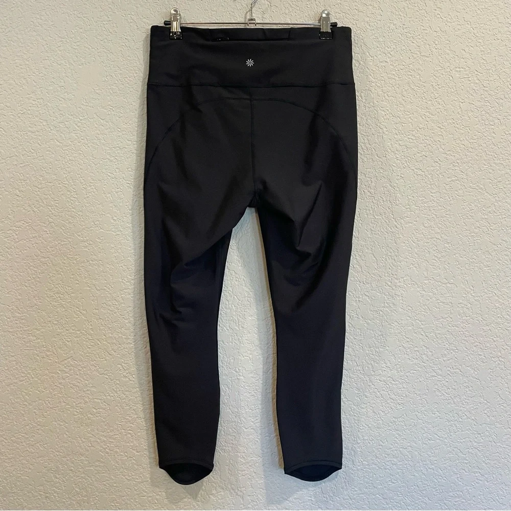 Athleta Pacesetter 7/8 Tight in Black - Size Large - Picture 8 of 9